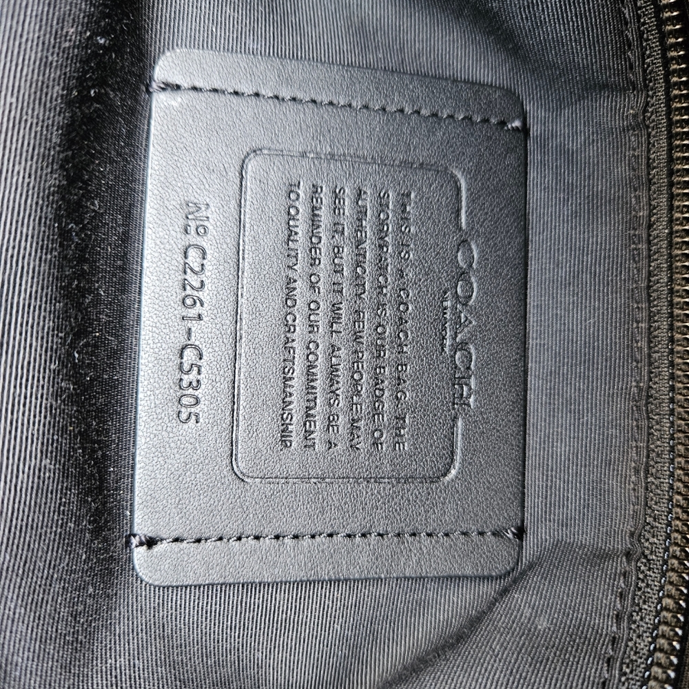 Luxury Authentic Leather Coach Gym Duffel Bag - Picture 3 of 5